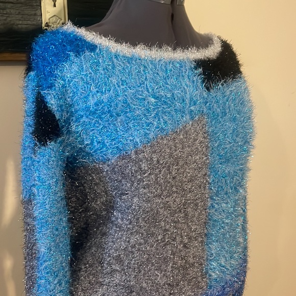 NY & C New York and Company Fuzzy Metallic Colour Block Sweater Size Medium - Picture 6 of 16